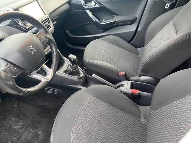 Peugeot 208 1,6 BlueHDi 100 Active 5d