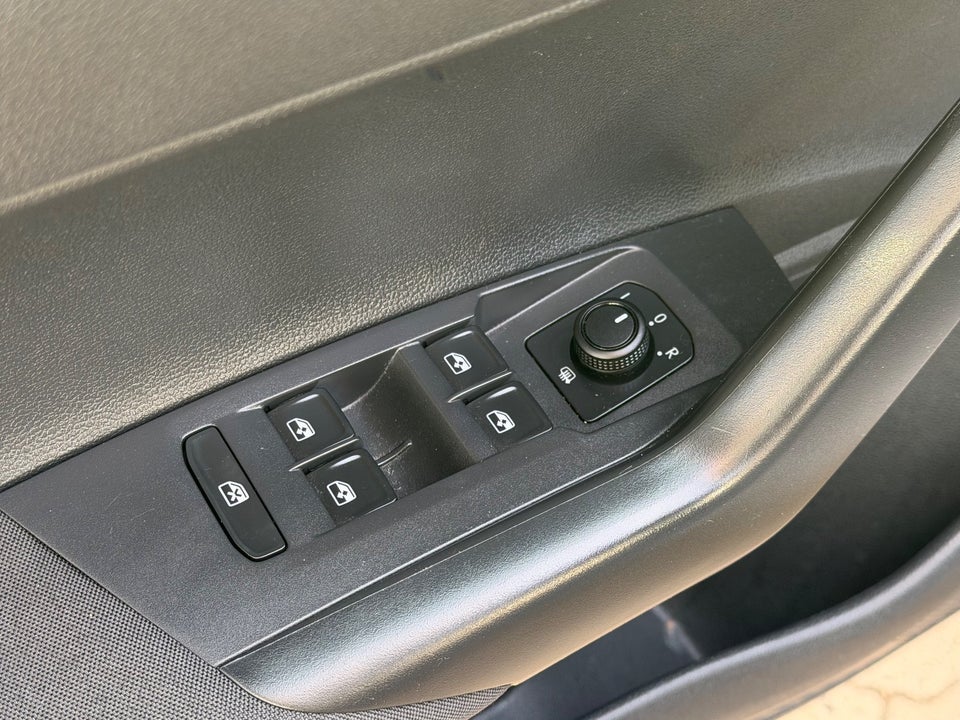 VW Polo 1,0 TSi 95 Comfortline Connect DSG 5d