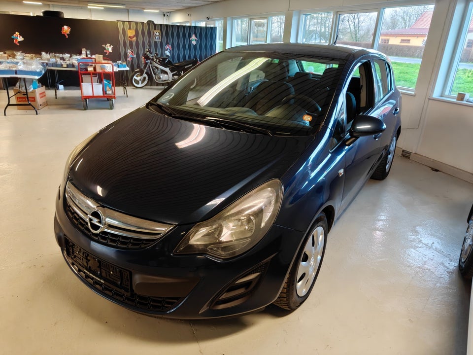 Opel Corsa 1,2 16V Cosmo 5d