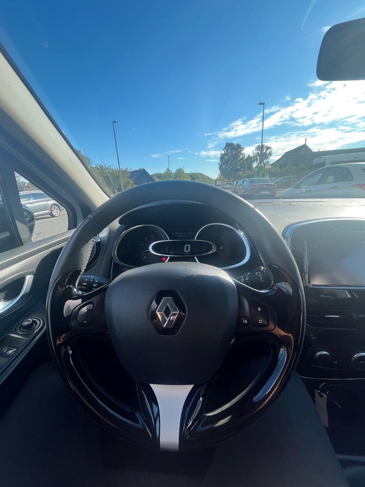 Renault Clio IV 1,5 dCi 90 Expression Sport Tourer 5d