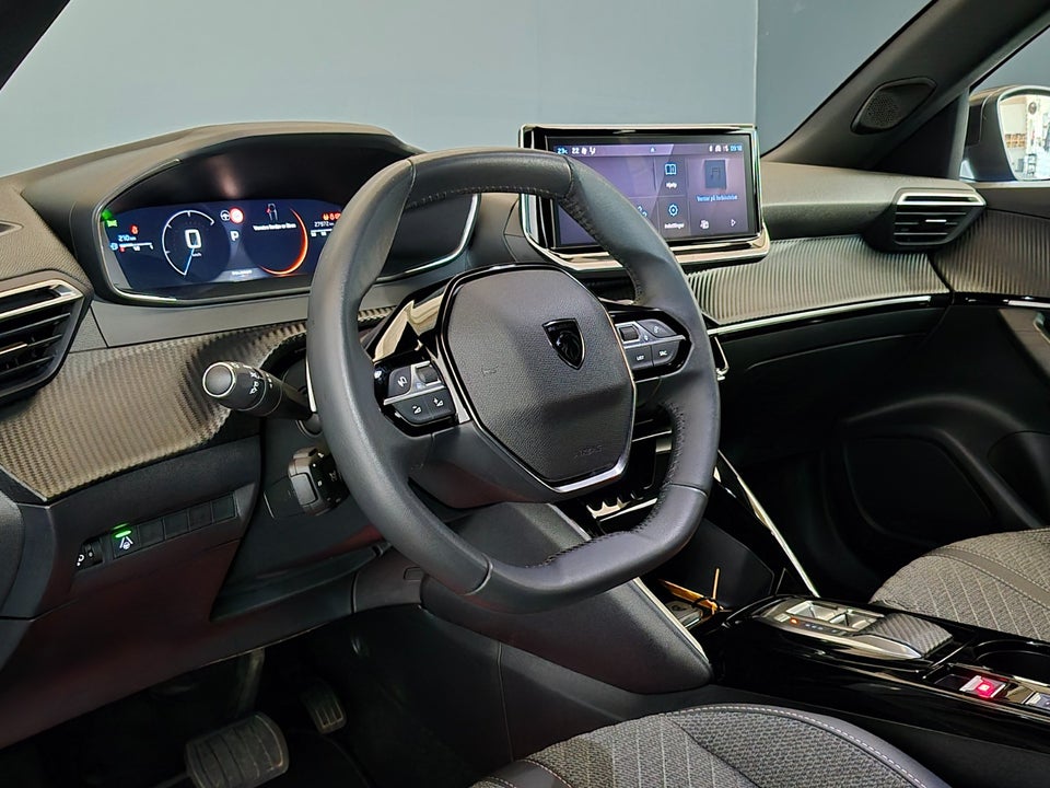 Peugeot 2008 1,2 PureTech 130 Allure EAT8 5d
