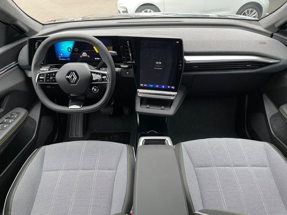 Renault Scenic E-Tech 87 Techno 5d