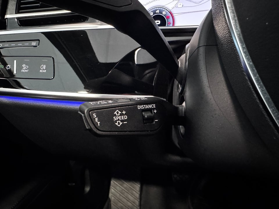 Audi A8 60 TFSi e quattro Tiptr. 4d