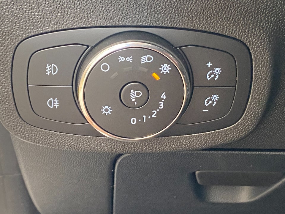Ford Fiesta 1,0 EcoBoost mHEV Titanium 5d