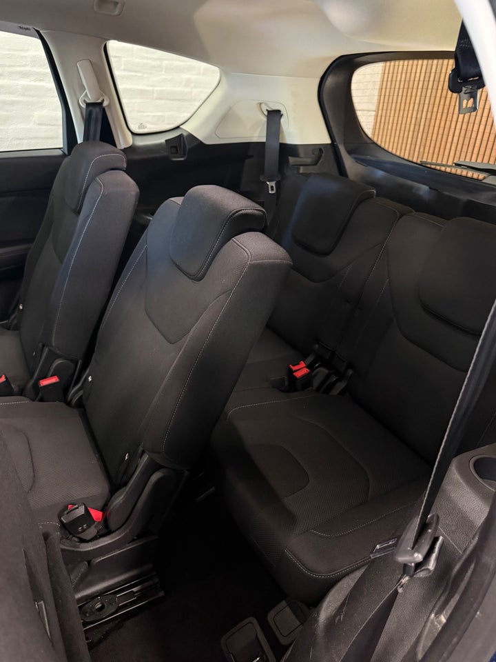 Ford S-MAX 2,0 TDCi 180 Titanium aut. 7prs 5d
