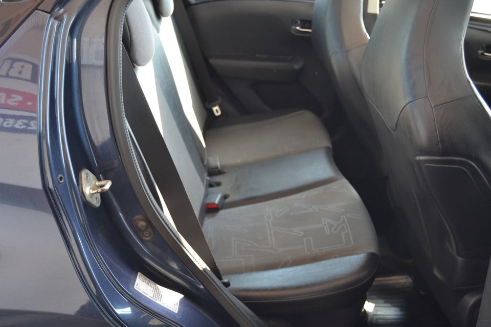 Toyota Aygo 1,0 VVT-i x-wave Sky 5d
