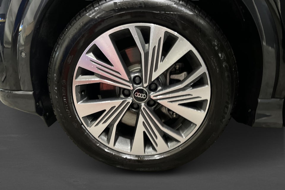 Audi Q4 e-tron 45 Progress 5d