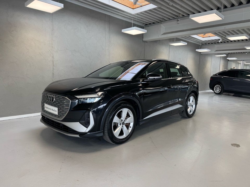Audi Q4 e-tron 40 S-line 5d