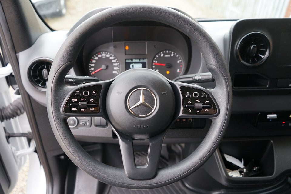 Mercedes Sprinter 317 2,0 CDi A3 Db.Kab aut. RWD 4d