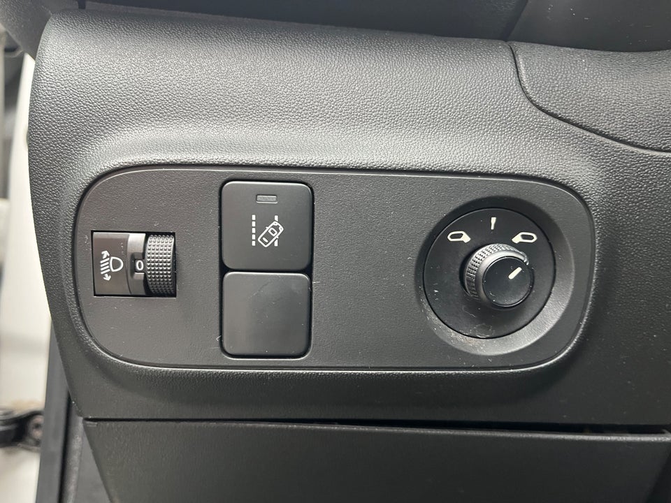 Citroën C3 1,2 PureTech 82 Iconic LTD 5d