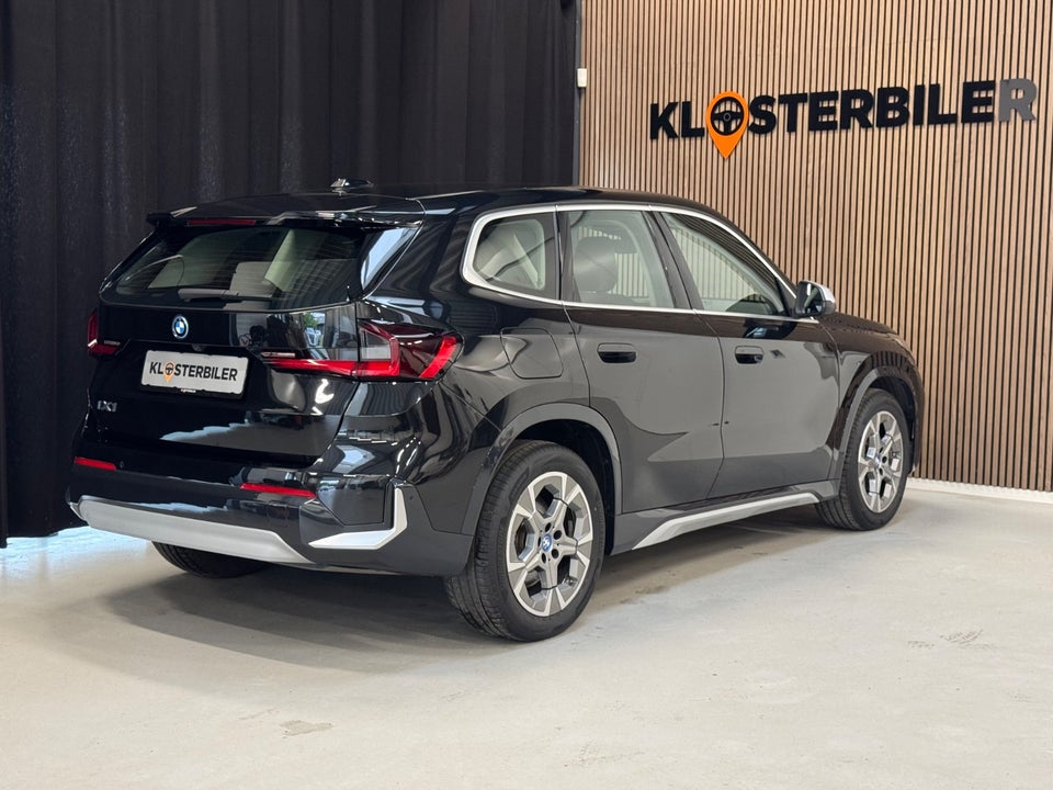 BMW iX1 eDrive20 X-Line 5d