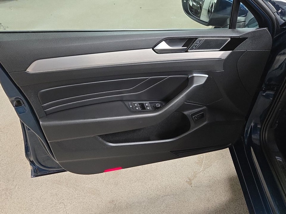 VW Passat 1,5 TSi 150 Elegance+ Variant DSG 5d