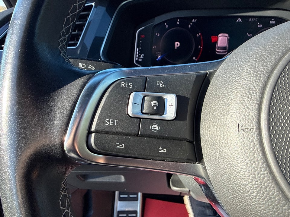 VW Tiguan 2,0 TSi 190 R-line DSG 4Motion Van 5d