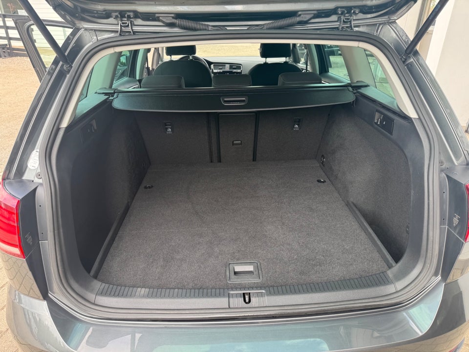 VW Golf VII 1,5 TSi 150 Highline Variant DSG 5d