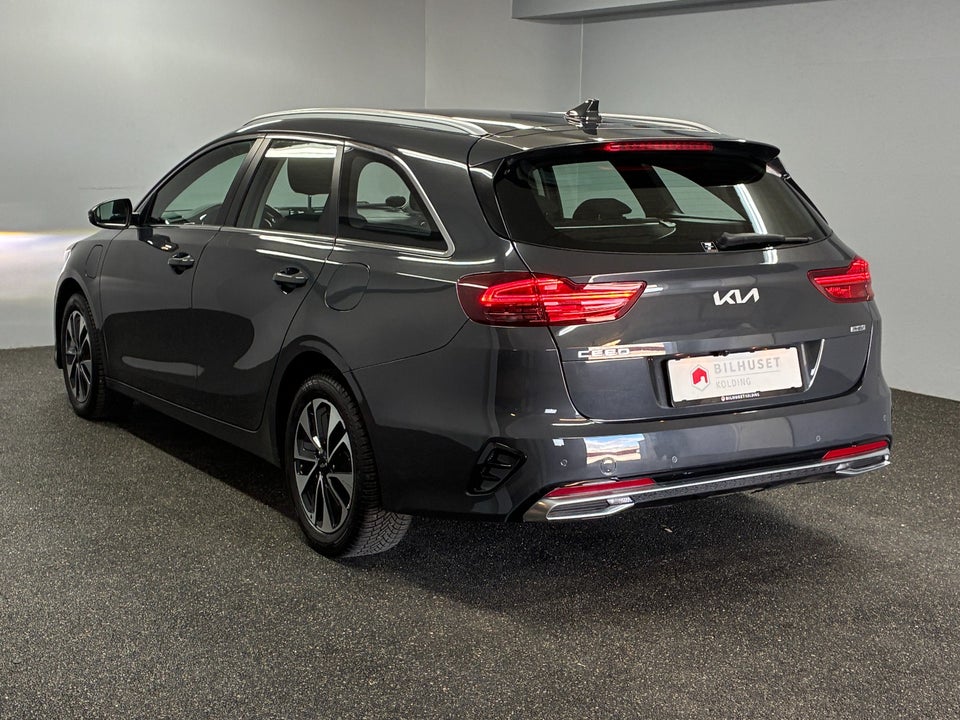 Kia Ceed 1,6 PHEV Prestige SW DCT 5d
