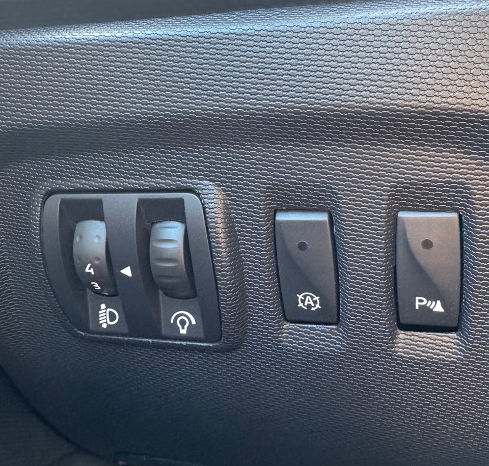 Renault Captur 0,9 TCe 90 Intens 5d