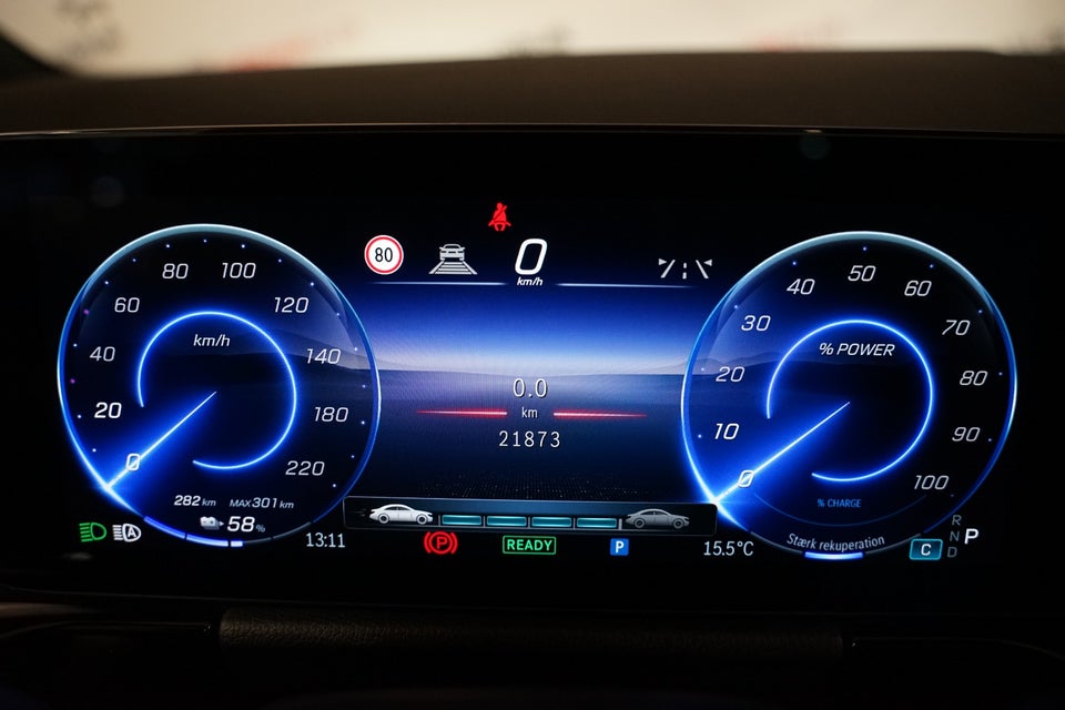 Mercedes EQA250 Progressive 5d