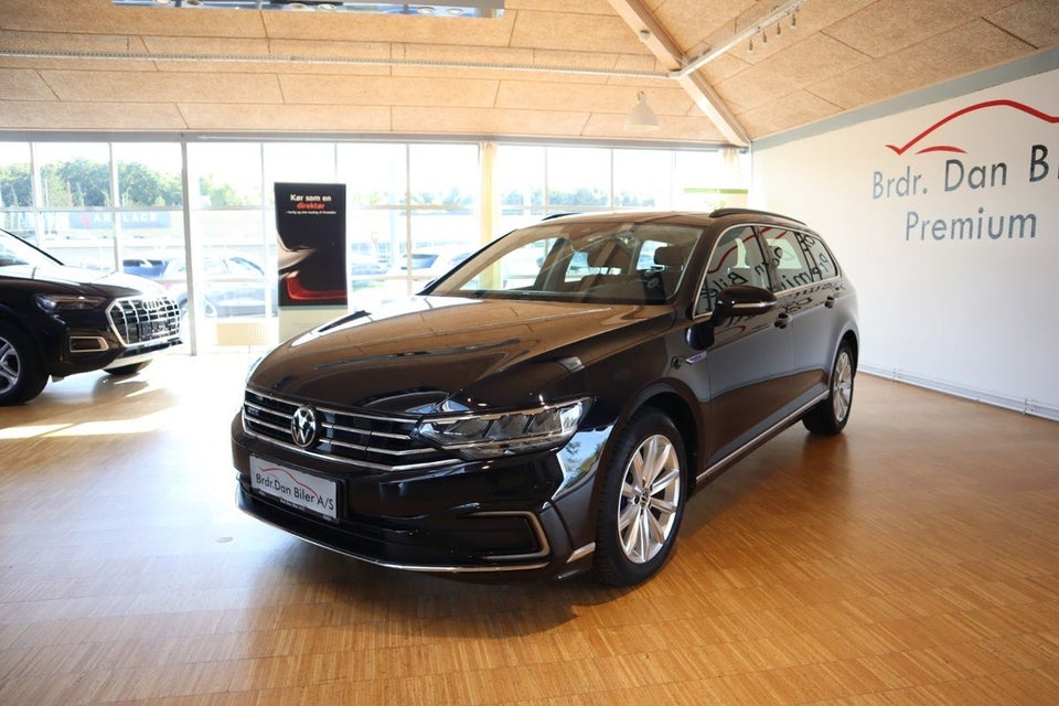 VW Passat 1,4 GTE High Variant DSG 5d