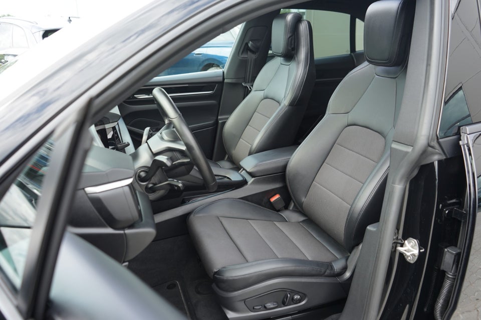 Porsche Macan 4 5d