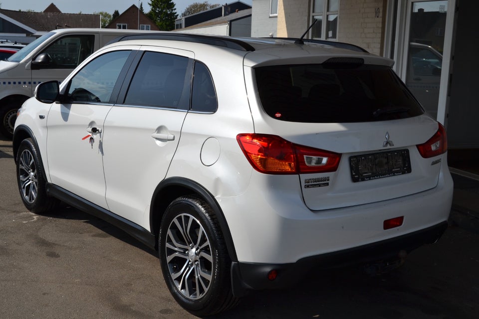 Mitsubishi ASX 1,6 Invite 5d