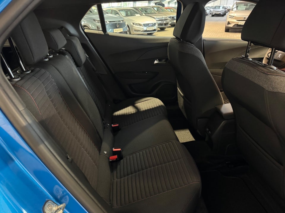 Peugeot e-2008 50 Active Pack 5d