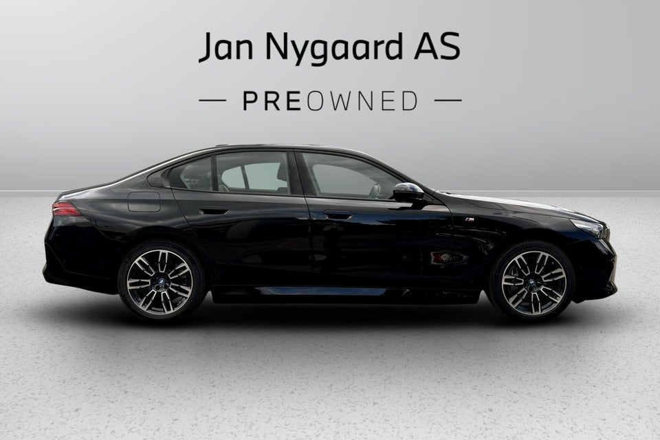BMW i5 eDrive40 M-Sport 4d