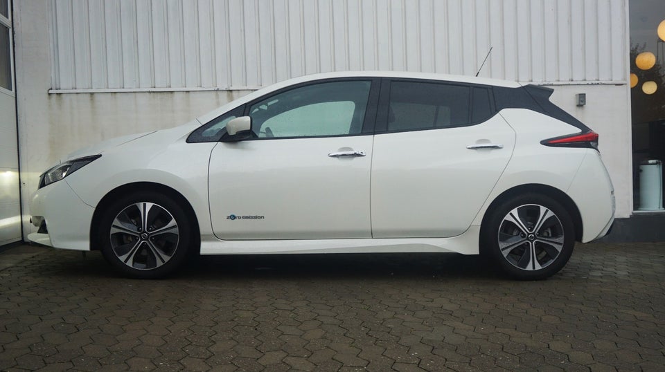 Nissan Leaf 40 Tekna 5d