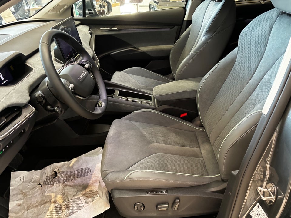 Skoda Enyaq 85 iV Lounge Premium 5d