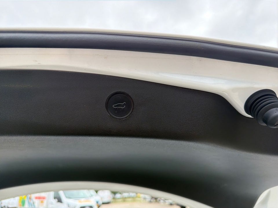 Tesla Model 3 Standard Range+ RWD 4d