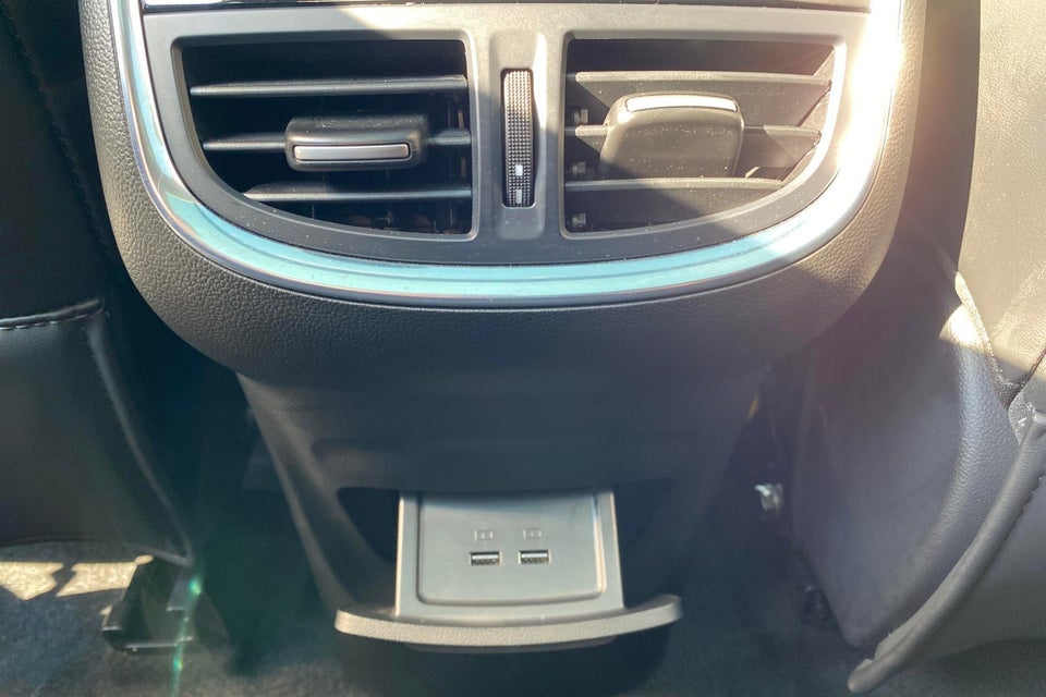 MG Marvel R Performance 5d