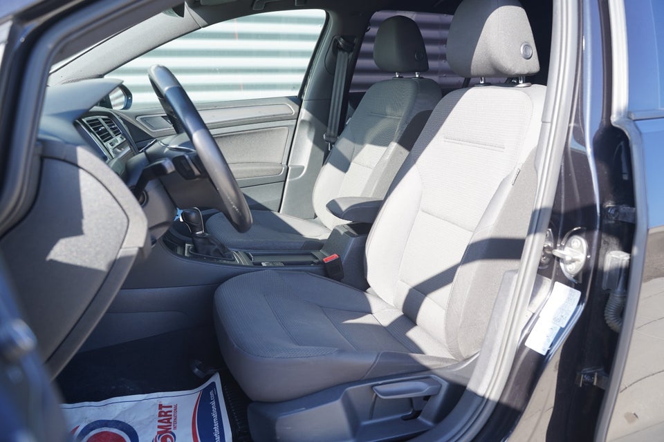 VW Golf VII 1,5 TSi 130 Comfortline DSG 5d