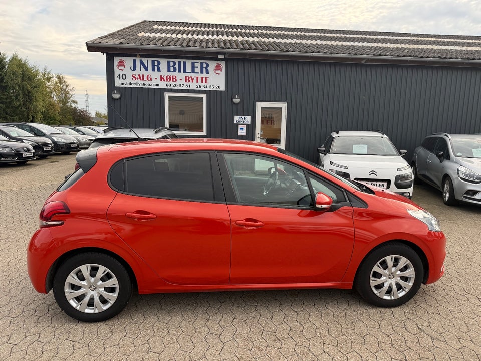 Peugeot 208 1,2 PureTech 82 Style 5d