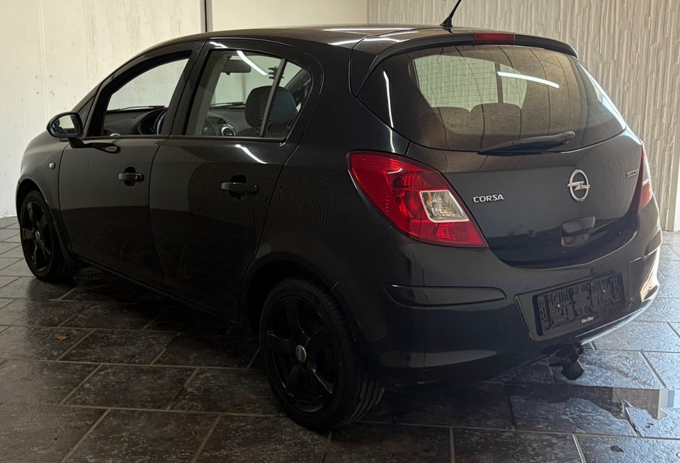 Opel Corsa 1,3 CDTi 95 Cosmo eco 5d
