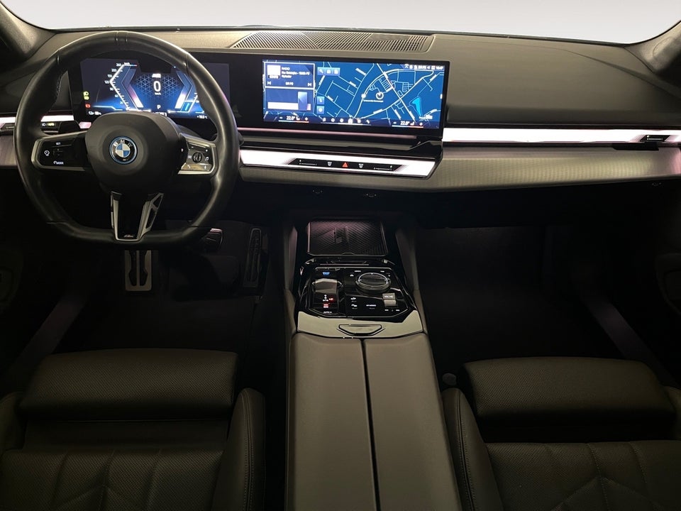 BMW i5 eDrive40 M-Sport 4d