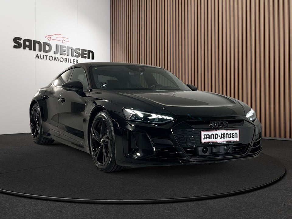 Audi e-tron GT quattro 4d