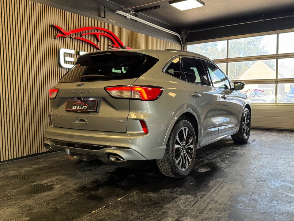 Ford Kuga 2,5 PHEV ST-Line X CVT 5d