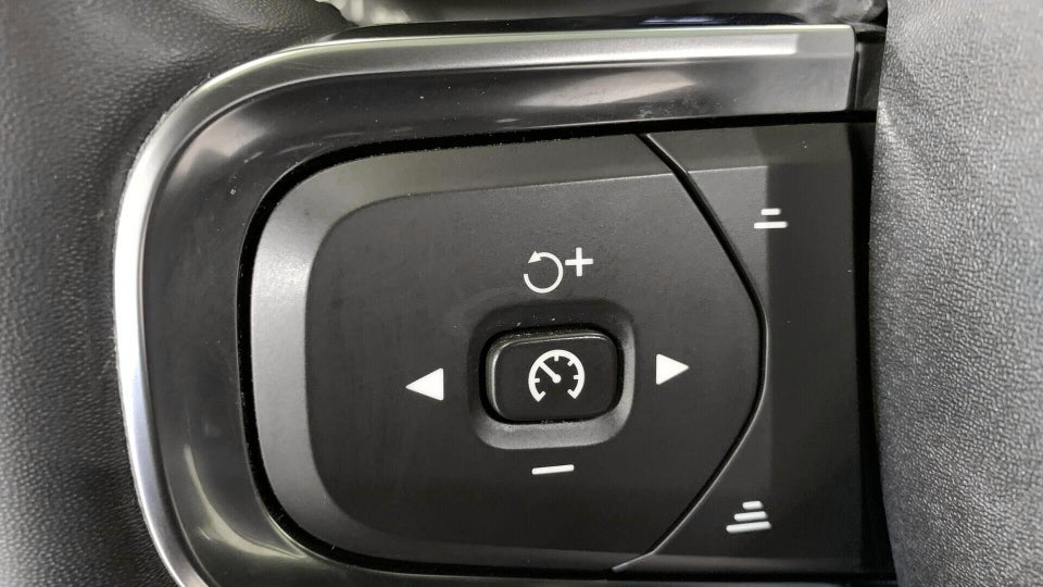 Volvo XC40 P6 ReCharge Core 5d