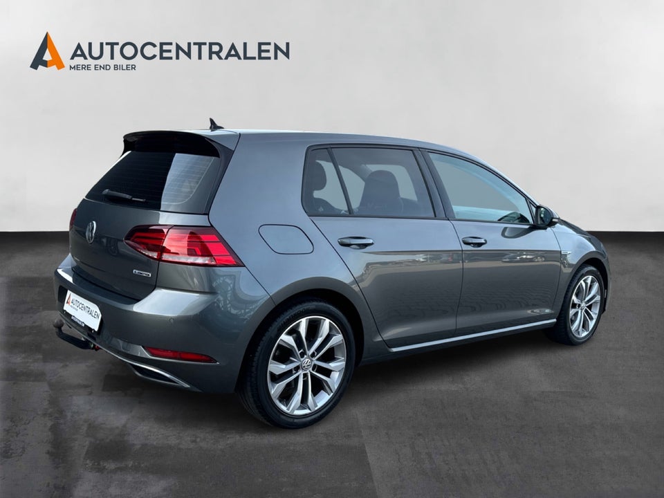 VW Golf VII 1,5 TSi 130 Comfortline DSG 5d