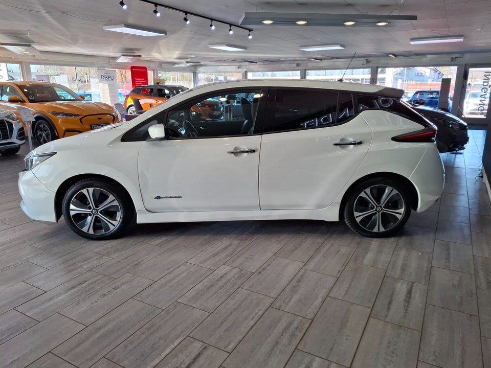 Nissan Leaf 40 Tekna 5d