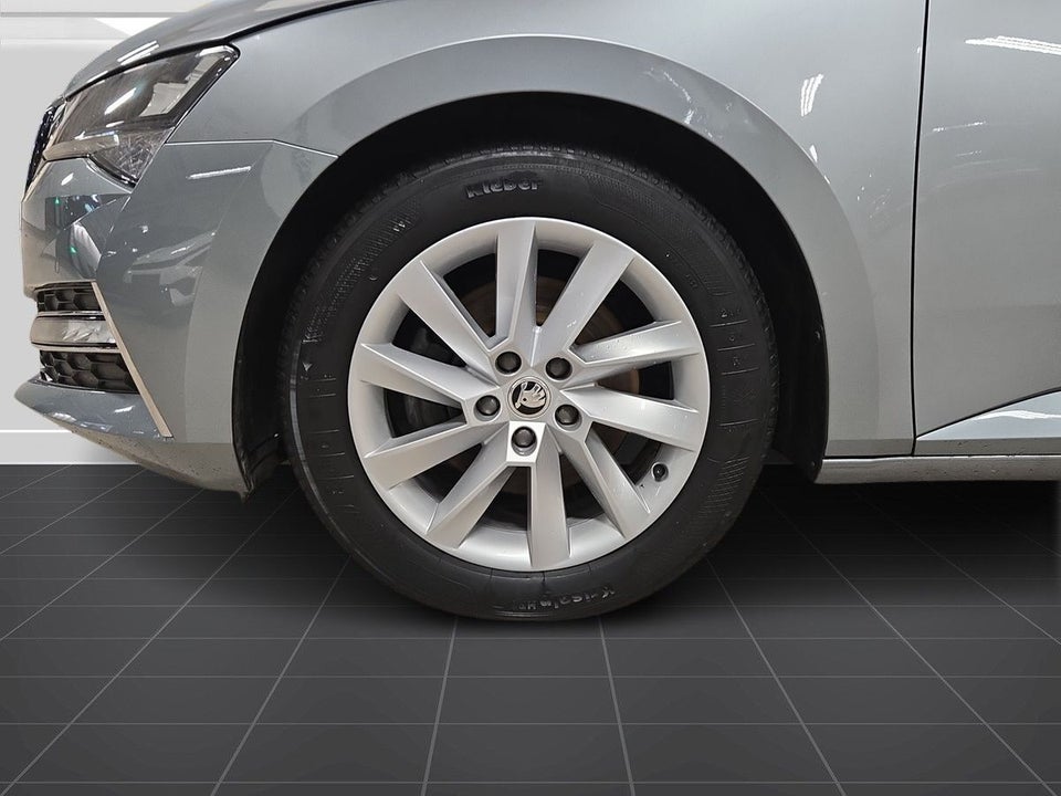 Skoda Superb 1,4 TSi iV Combi DSG 5d