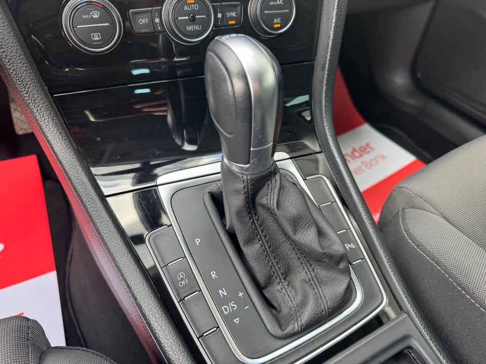 VW Golf VII 1,5 TSi 150 Highline Variant DSG 5d