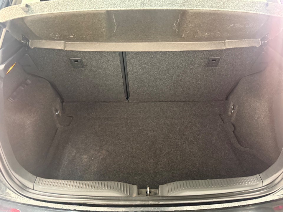 Toyota Auris 1,6 T2 5d