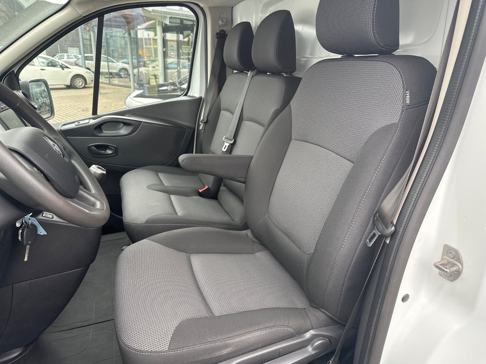 Renault Trafic T29 2,0 dCi 120 L2H1