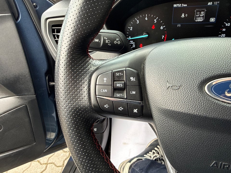 Ford Focus 1,0 EcoBoost ST-Line stc. 5d