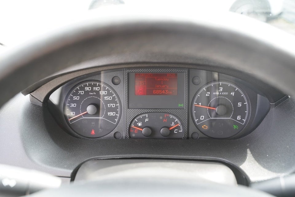 Peugeot Boxer 335 2,2 BlueHDi 165 L3H2 Premium