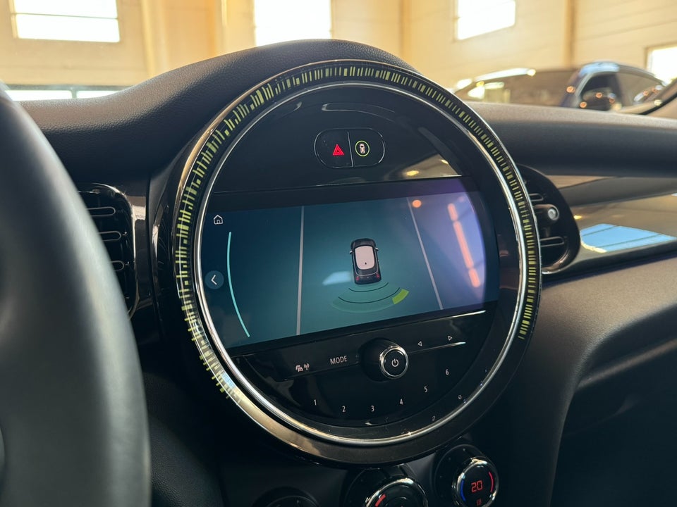 MINI Cooper SE Classic Trim 3d