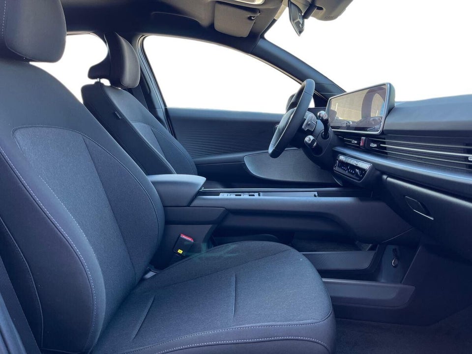 Hyundai Ioniq 6 77 Core 4d