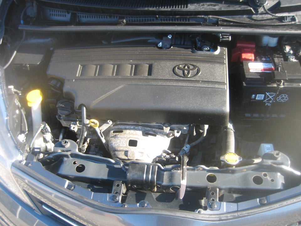 Toyota Yaris 1,3 VVT-i T2 Touch 5d