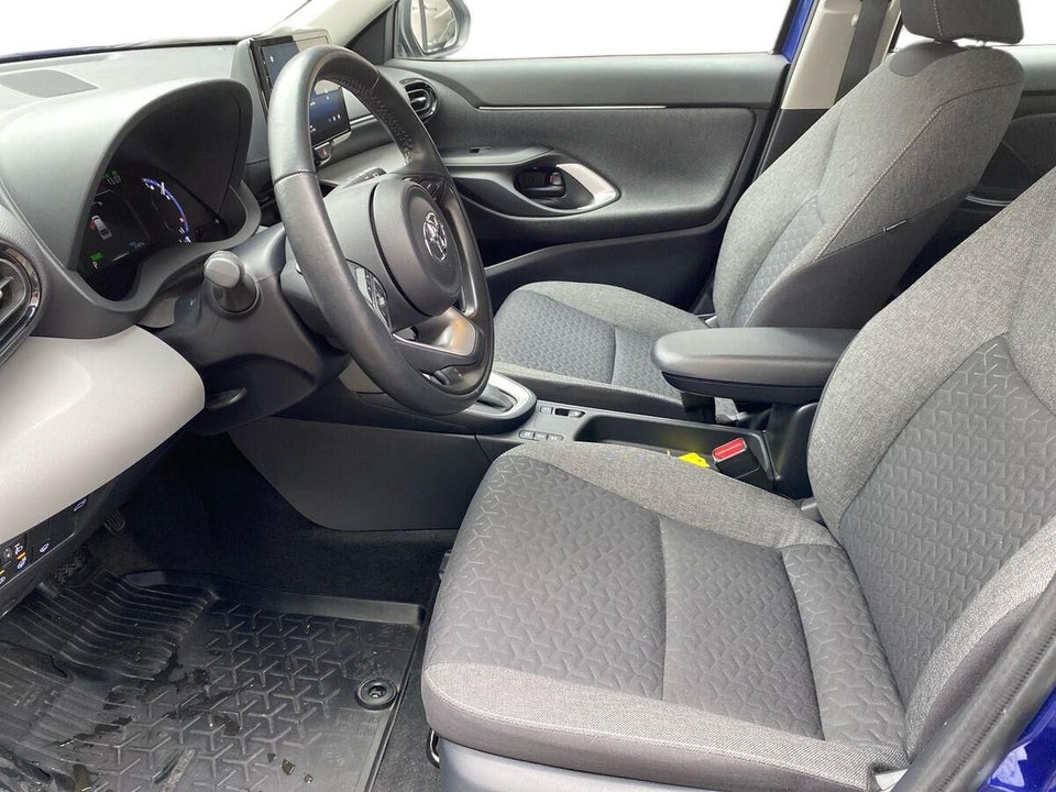 Toyota Yaris Cross 1,5 Hybrid Active Tech e-CVT 5d