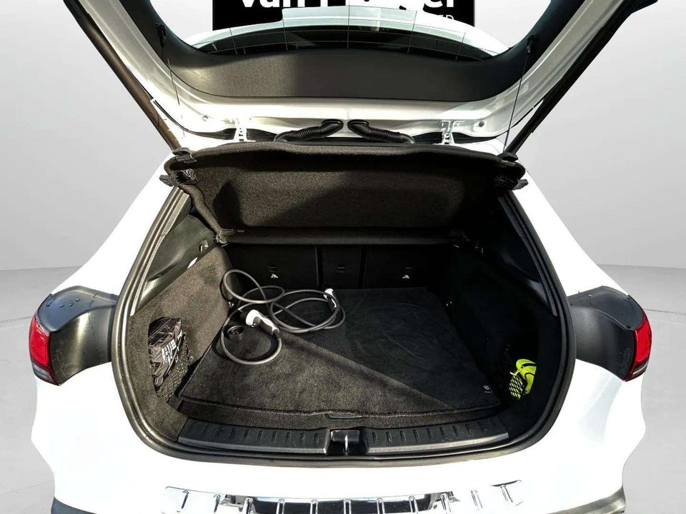 Mercedes EQA250 AMG Line 5d